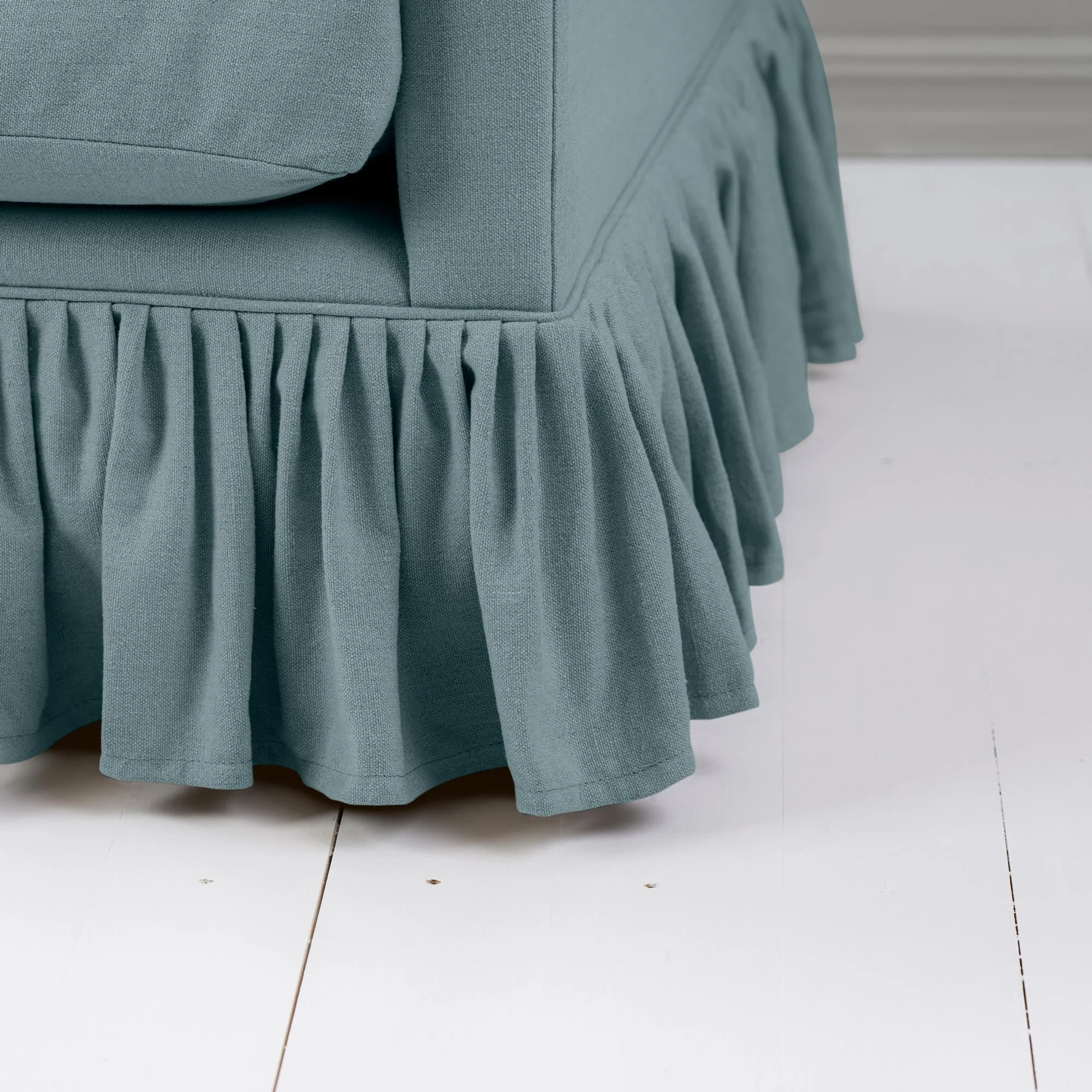 Curtain Call Armchair in Laidback Linen Cerulean - Image 3