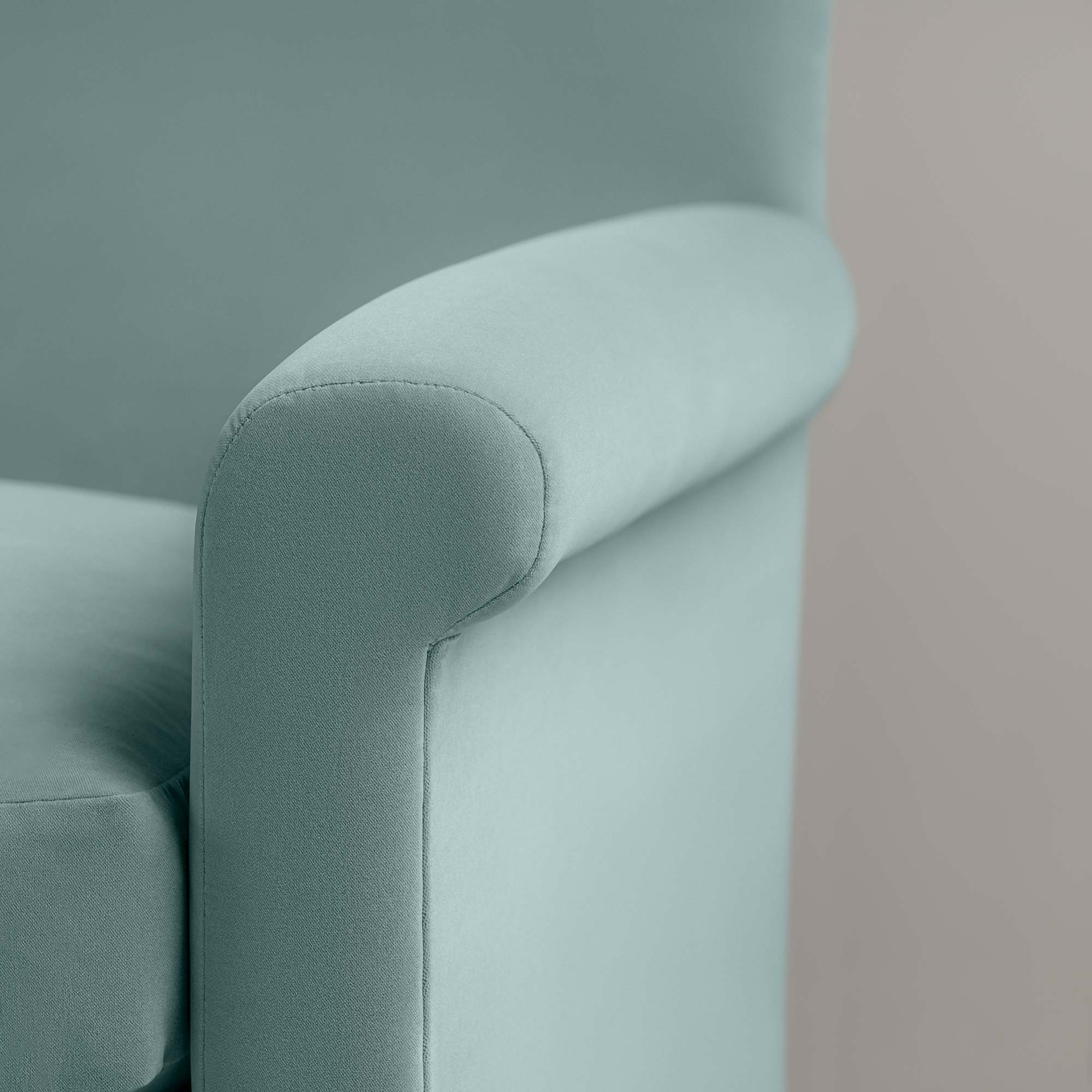 Idler 4 seater sofa in Intelligent Velvet Mineral - Image 4