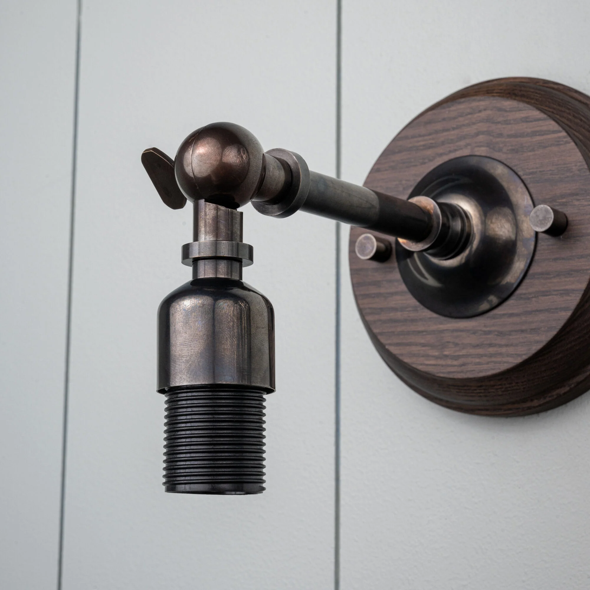 Picturesque Waxed Brass Wall Light with Wooden Sconce - Image 7
